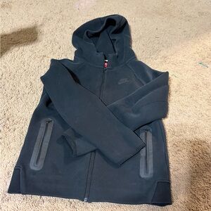Nike Black Full-Zip Hoodie and Pant Set